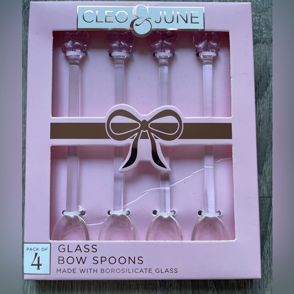 NWT new in box glass bow spoons by Cleo and June
